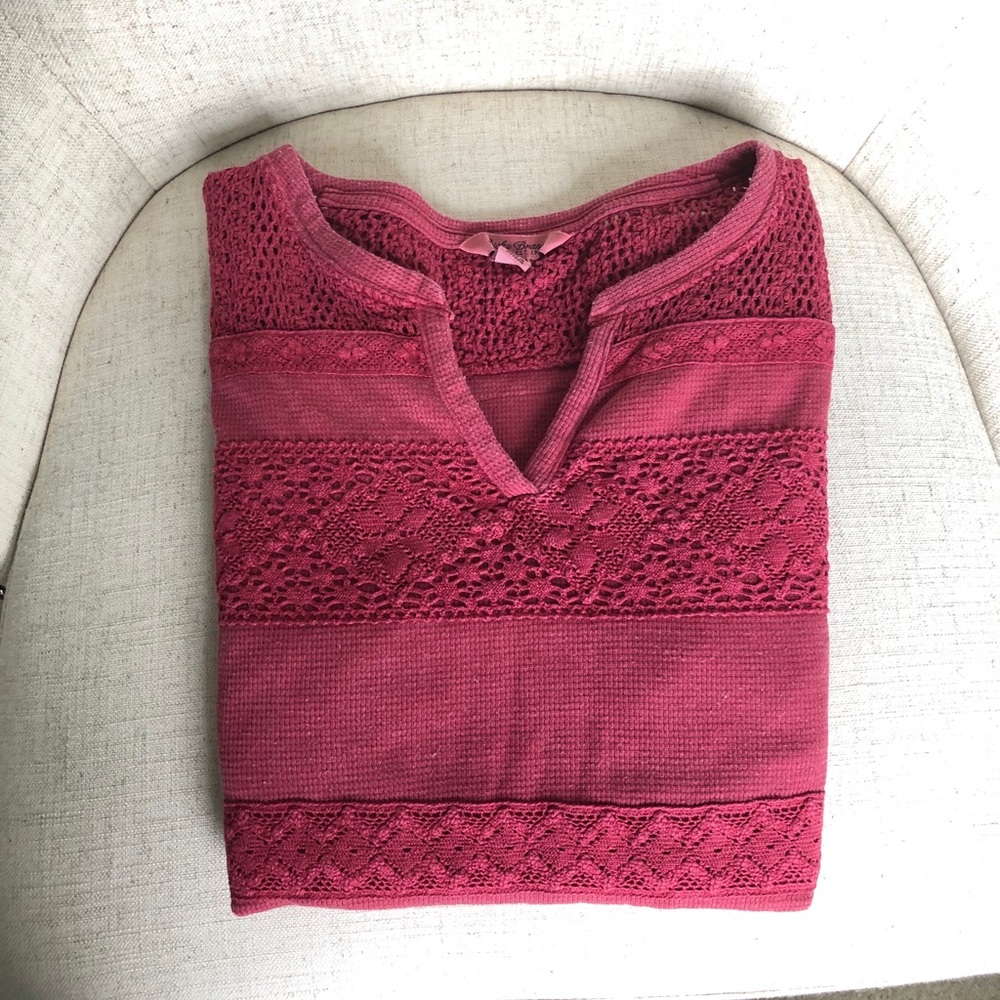 Lucky Brand red knit top w/ lace